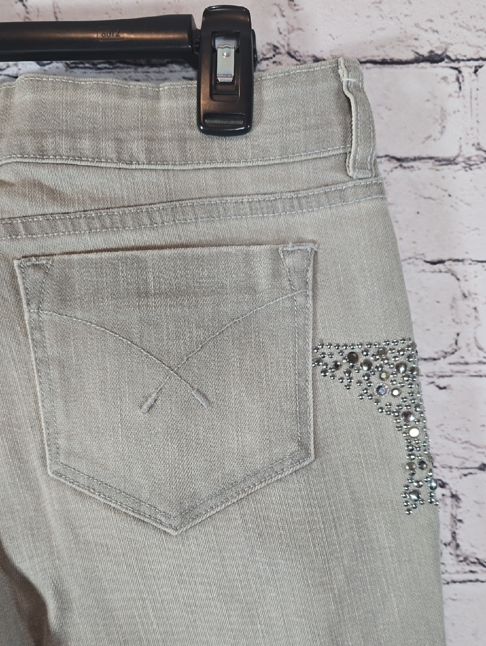 Haute Hippie Light Gray Jeans with Crystal Embellishment Size 29 EUC - Picture 10 of 12